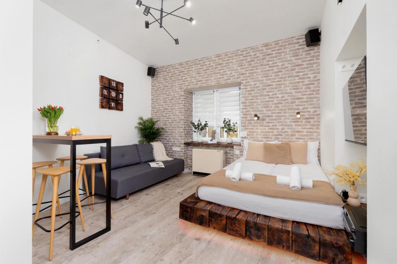 Wow Apartment By Cozyplace คราคูฟ ภายนอก รูปภาพ