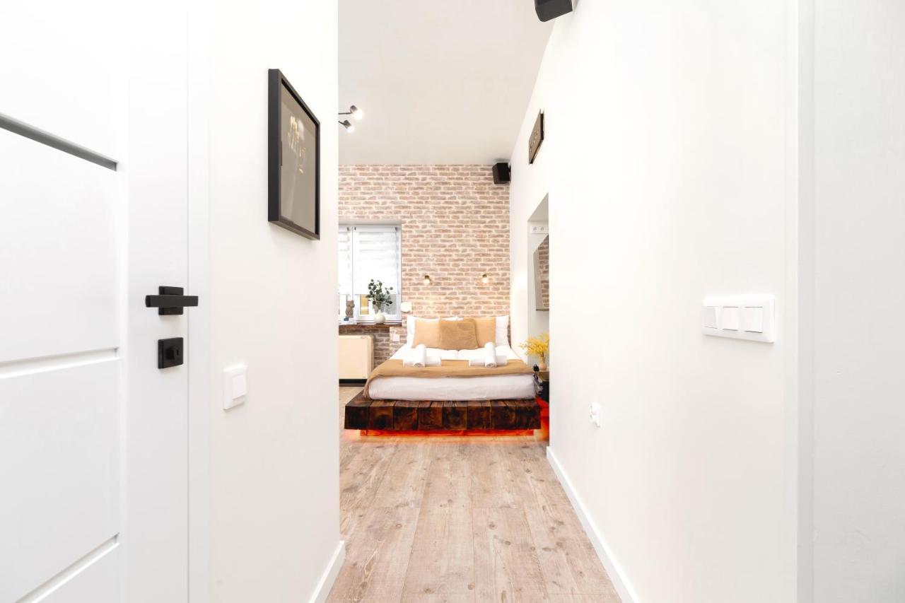 Wow Apartment By Cozyplace คราคูฟ ภายนอก รูปภาพ